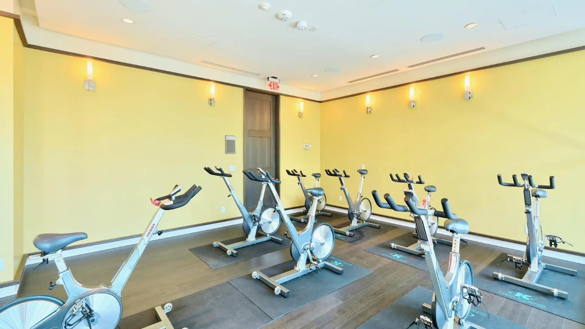 Holiday home Luxury 1Br Condo - King Bed With City Views Toronto